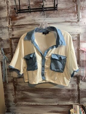 JULIA Cream Button-Down Crop Shirt with Blue Trim